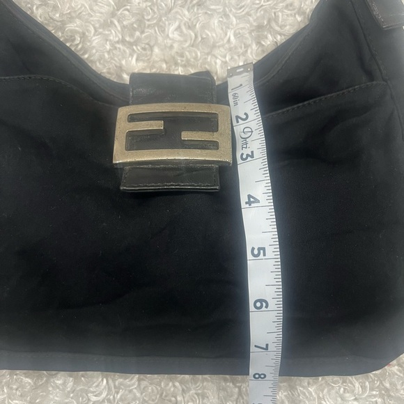 Fendi Mamma Baguette Shoulder Bag - Picture 9 of 15